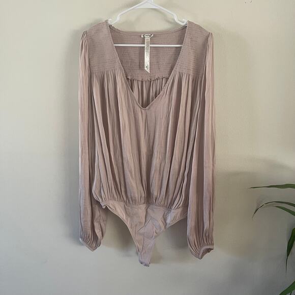 Intimately Free People Womens Bodysuit Blouse Smockin N Rockin Large Deep V Neck - Picture 2 of 10